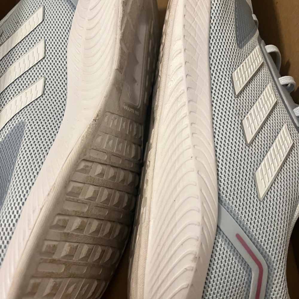 Adidas Women’s White and Light Blue Sneakers